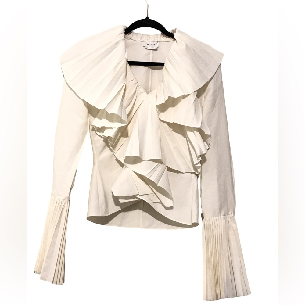 Alexander McQueen Elegant White Ruffled Blouse